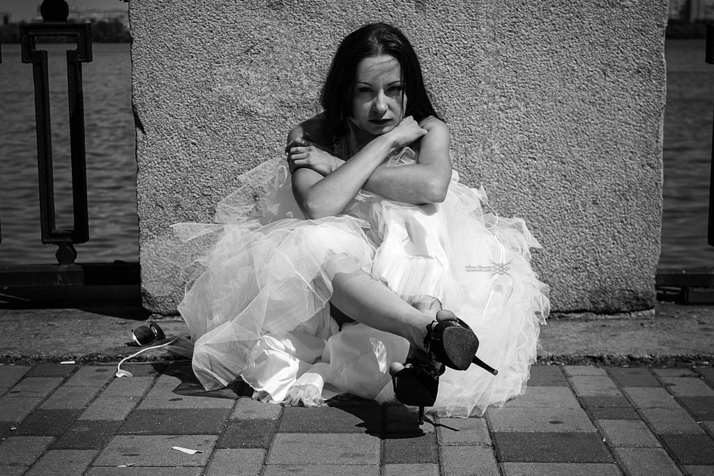 Abandoned bride
